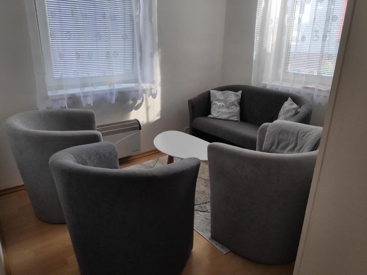 利普托斯基彼得度假屋 Liptovský Hrádok 外观 照片